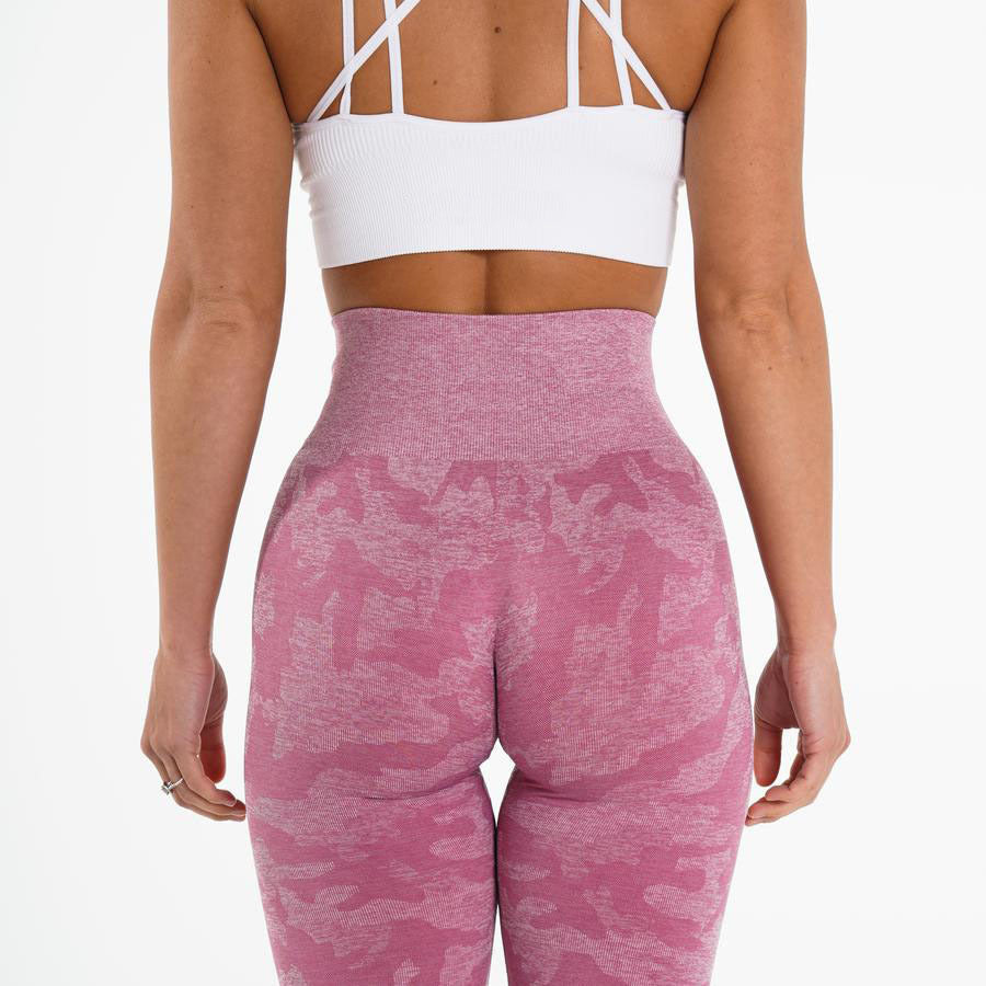 Snowflake Camouflage Seamless Yoga Pants – High Waisted Leggings by FitiqueFit