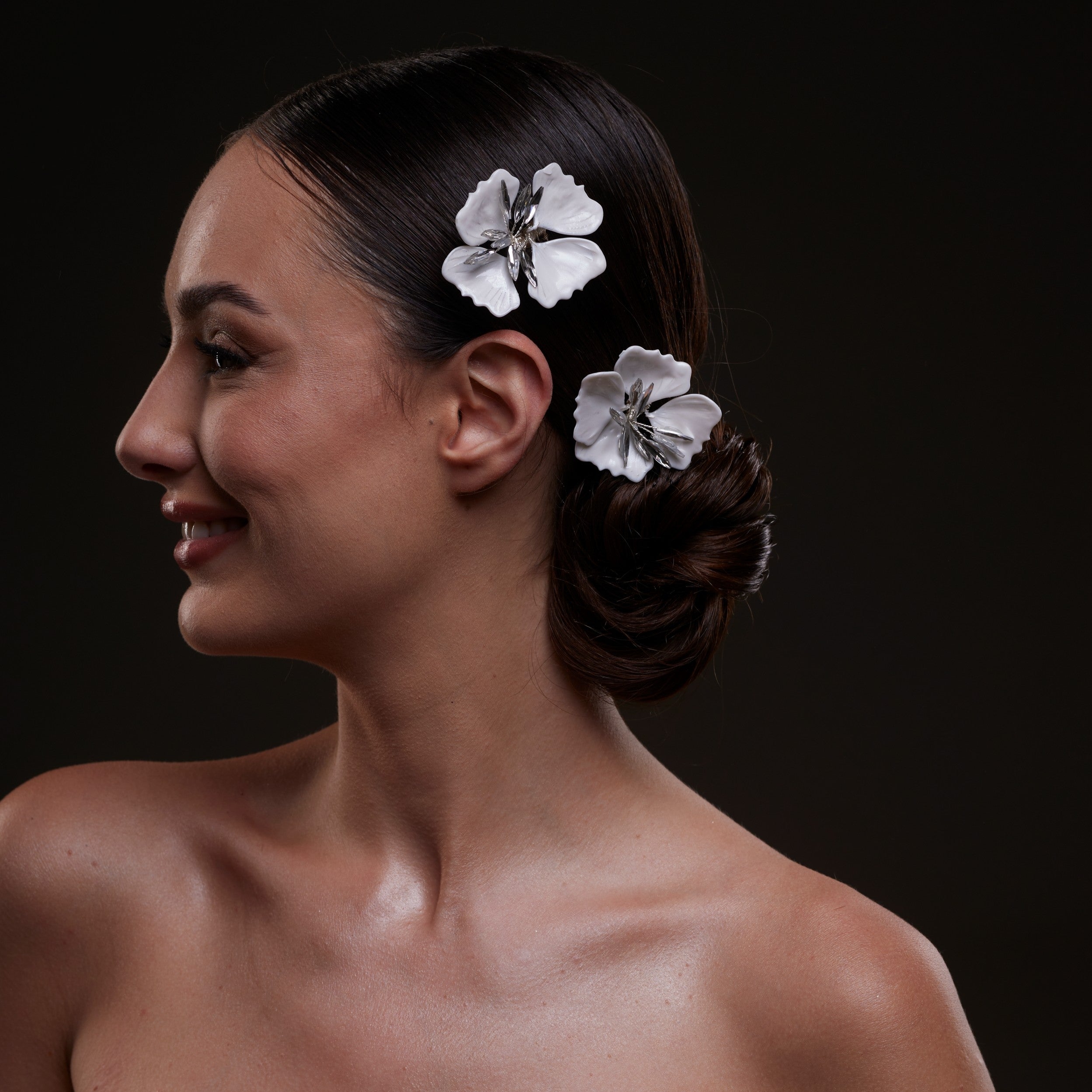 2-Piece White Flower Hair Comb Set by Bridal Port