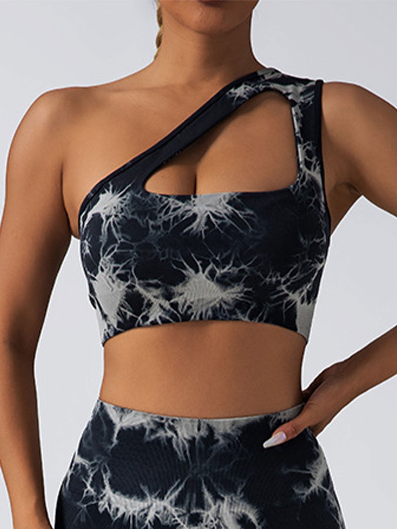 Seamless One-Shoulder Bra & Scrunch Leggings Set - High Waisted Yoga Pants by FitiqueFit