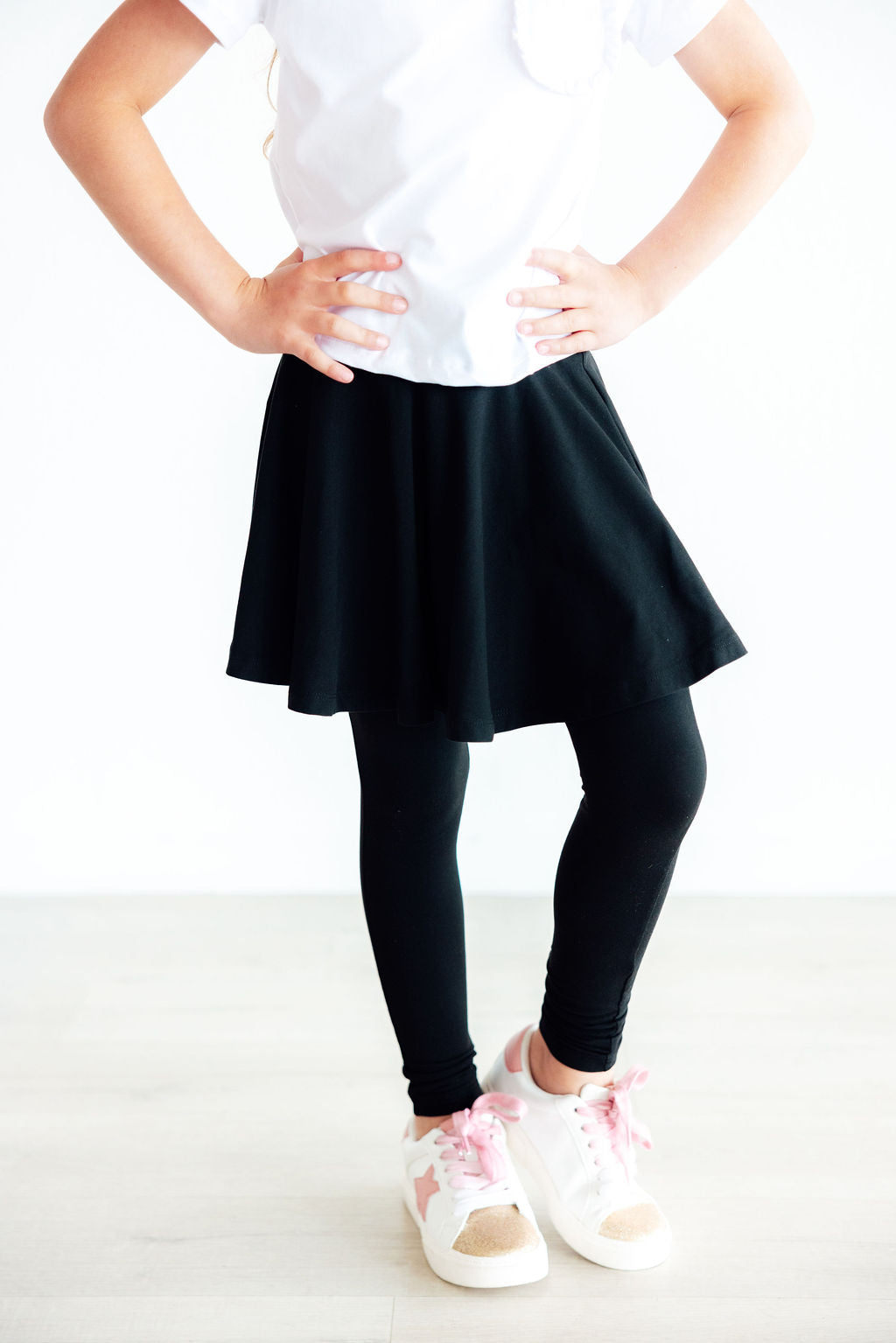 Black Twirl Skegging by Mila & Rose ®