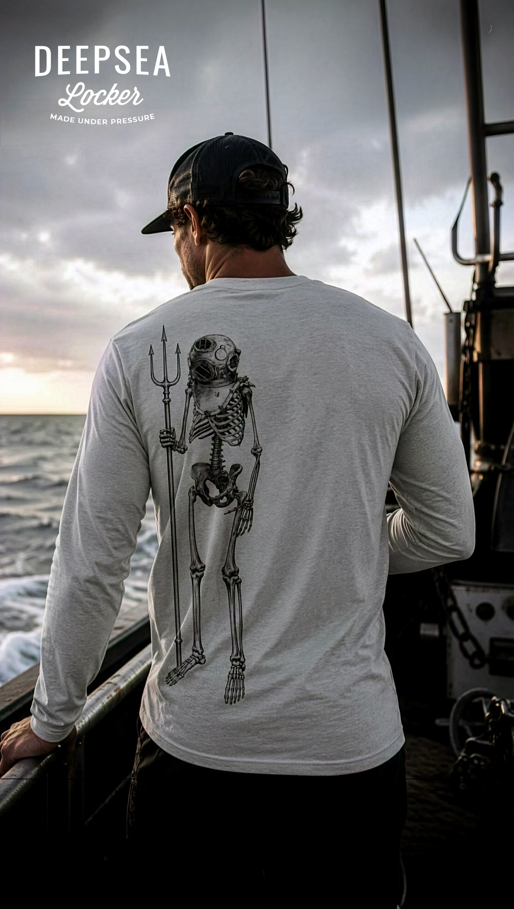 Dead in the Water™ / Men’s Long Sleeve Shirt by DeepSea Locker