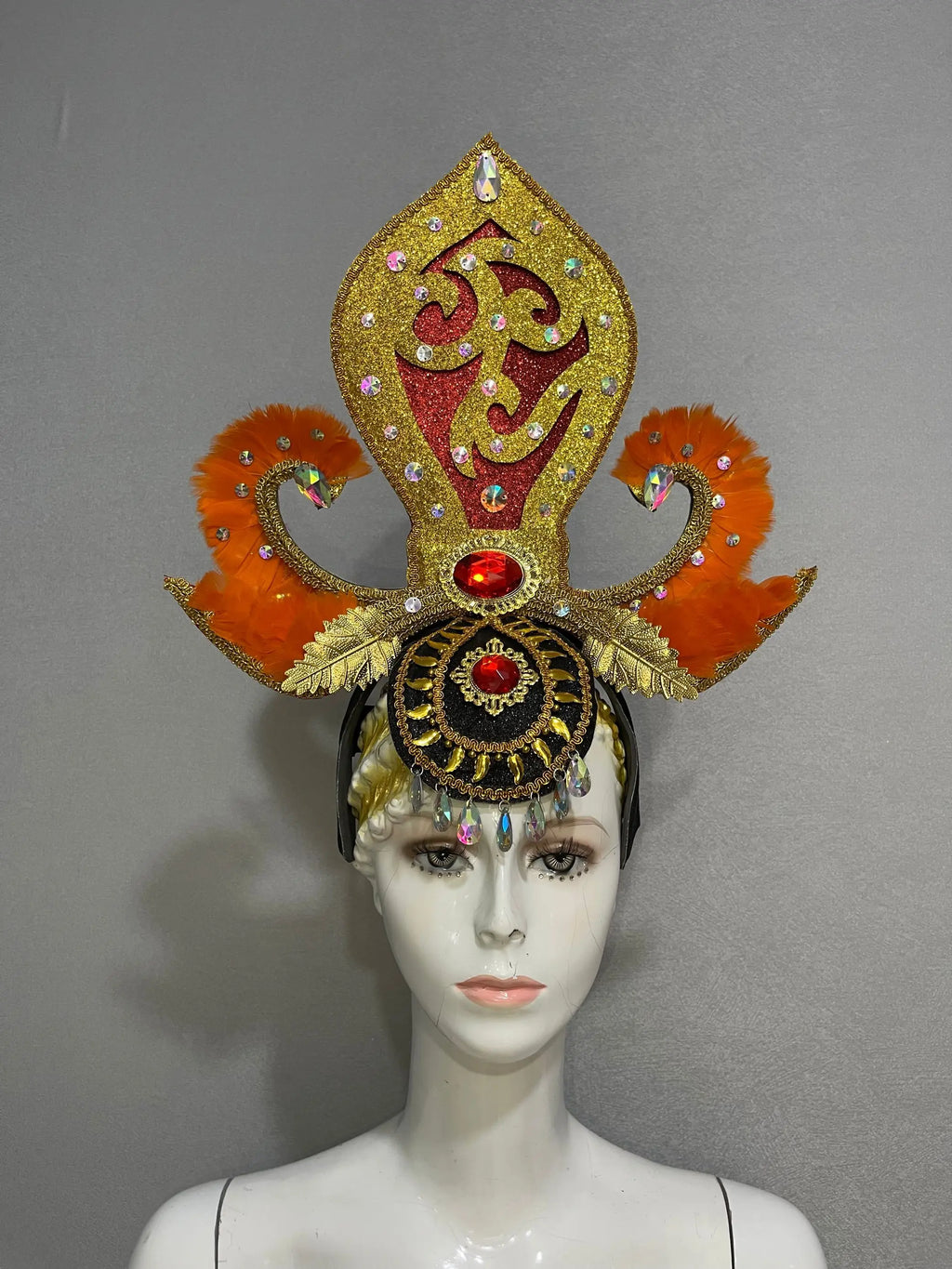 FASHIONABLE AND EXQUISITE HEADDRESS FEATHERS SAMBA DANCE CARNIVAL HALLOWEEN PARTY LATIN DANCE BAR PERFORMANCE HAT MASQUERADE by Stardust Starlets