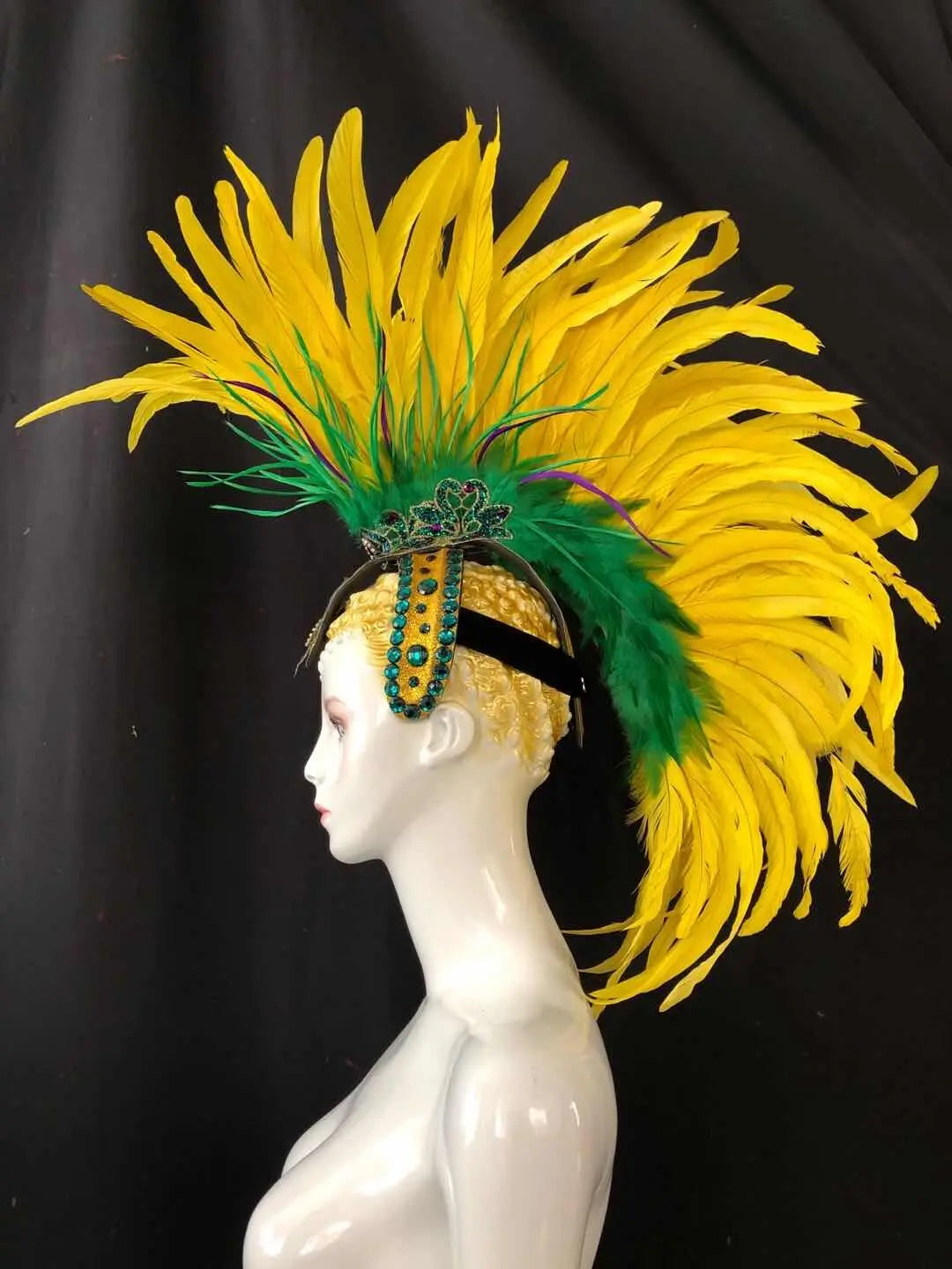 The Stardust Samba Radiance – Elegant Feathered Stage & Carnival Headdress by Stardust Starlets