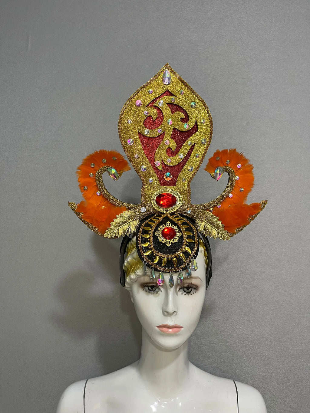 FASHIONABLE AND EXQUISITE HEADDRESS FEATHERS SAMBA DANCE CARNIVAL HALLOWEEN PARTY LATIN DANCE BAR PERFORMANCE HAT MASQUERADE by Stardust Starlets