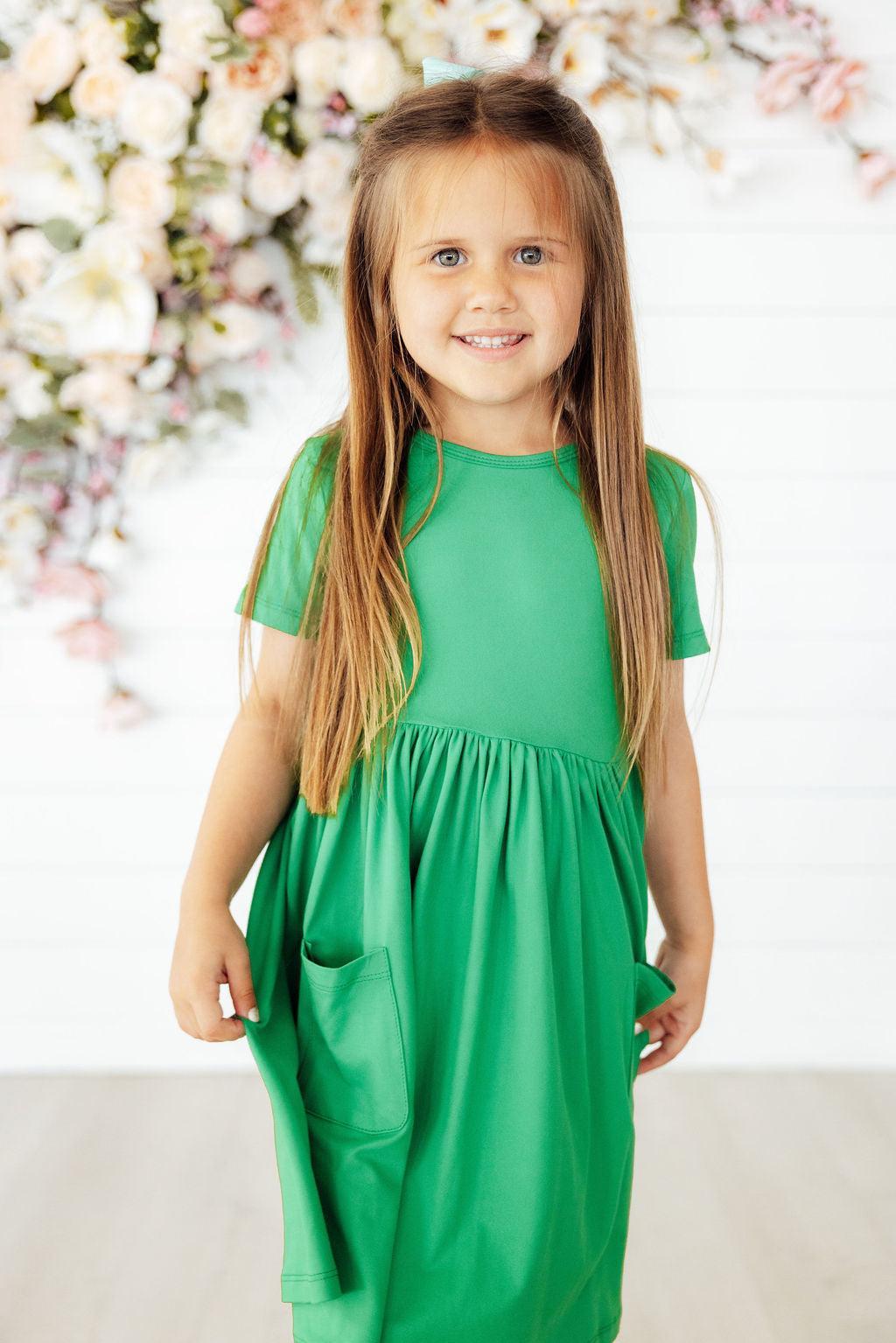 Kelly Green S/S Pocket Twirl Dress by Mila & Rose ®