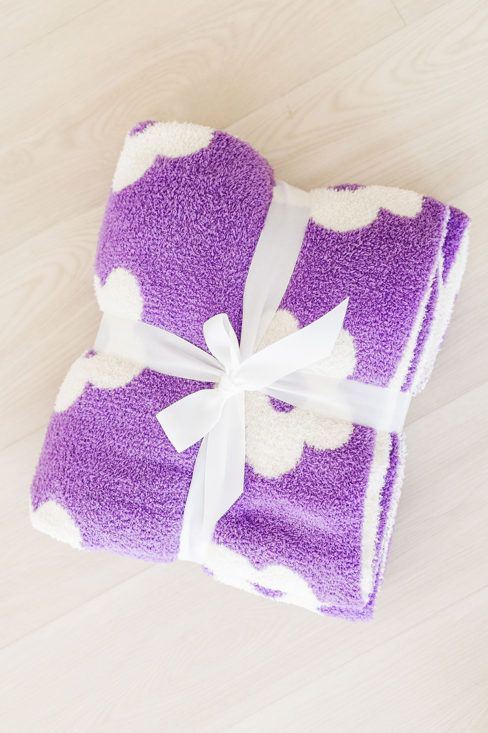 Lilac/Coconut Flower Cozy Blanket by Mila & Rose ®