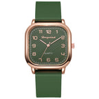 Fashionable quartz women's watch with silicone strap