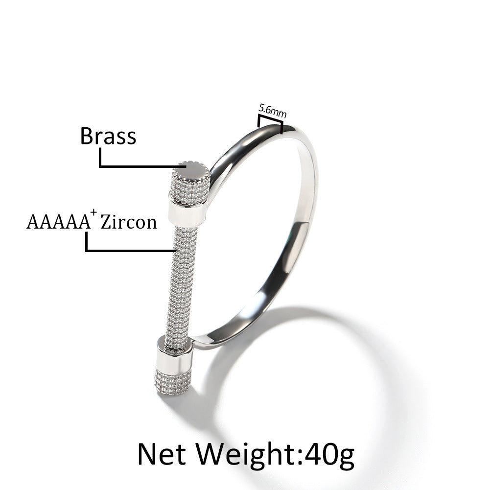 Horseshoe-shaped bracelets inlaid with zircon and diamonds by nowadaysfashion