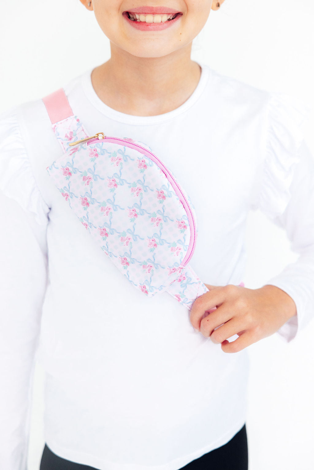 Ribbons & Roses Belt Bag by Mila & Rose ®