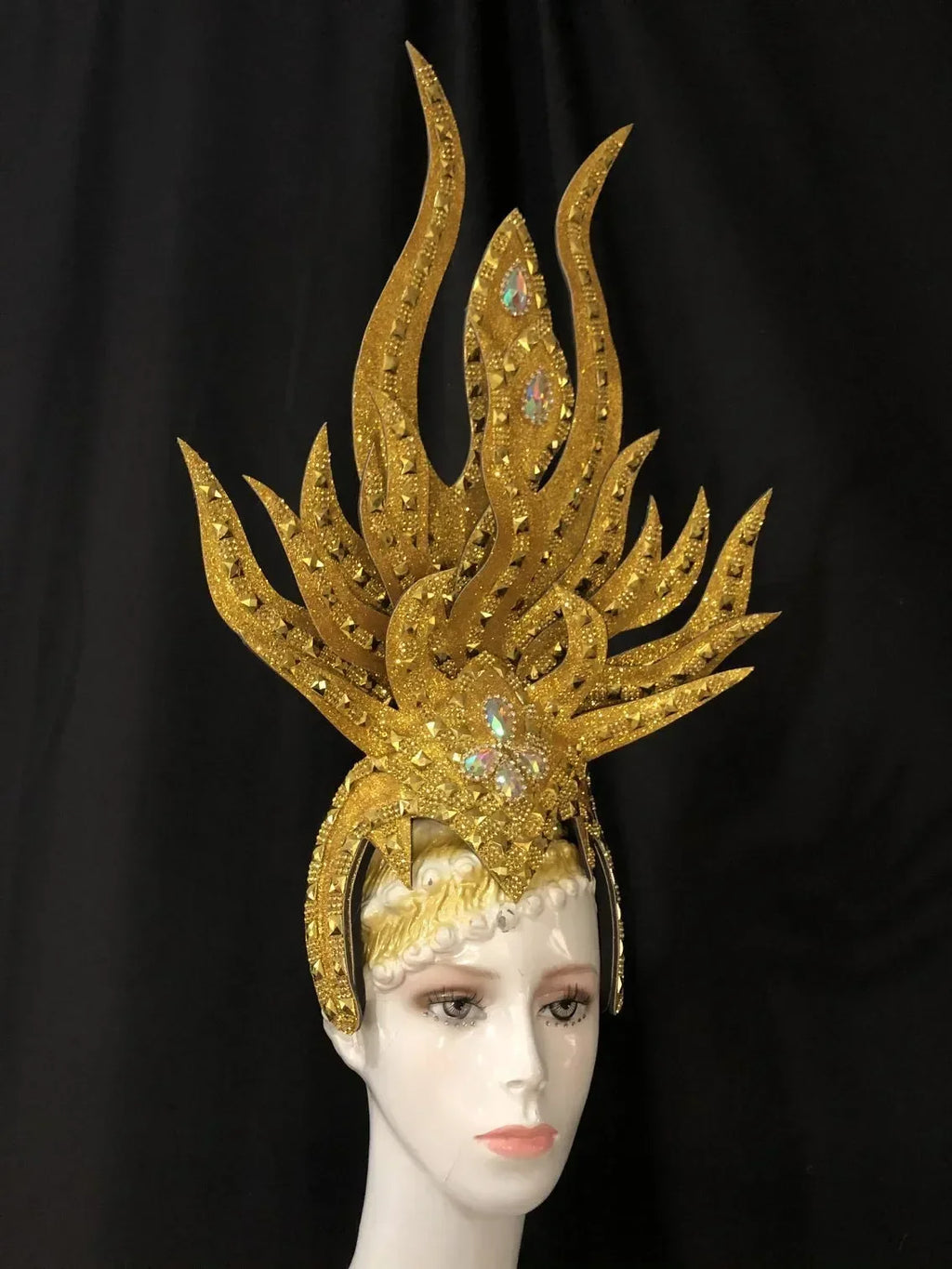 The Stardust Wings of Radiance – Deluxe Feathered Samba & Carnival Crown by Stardust Starlets