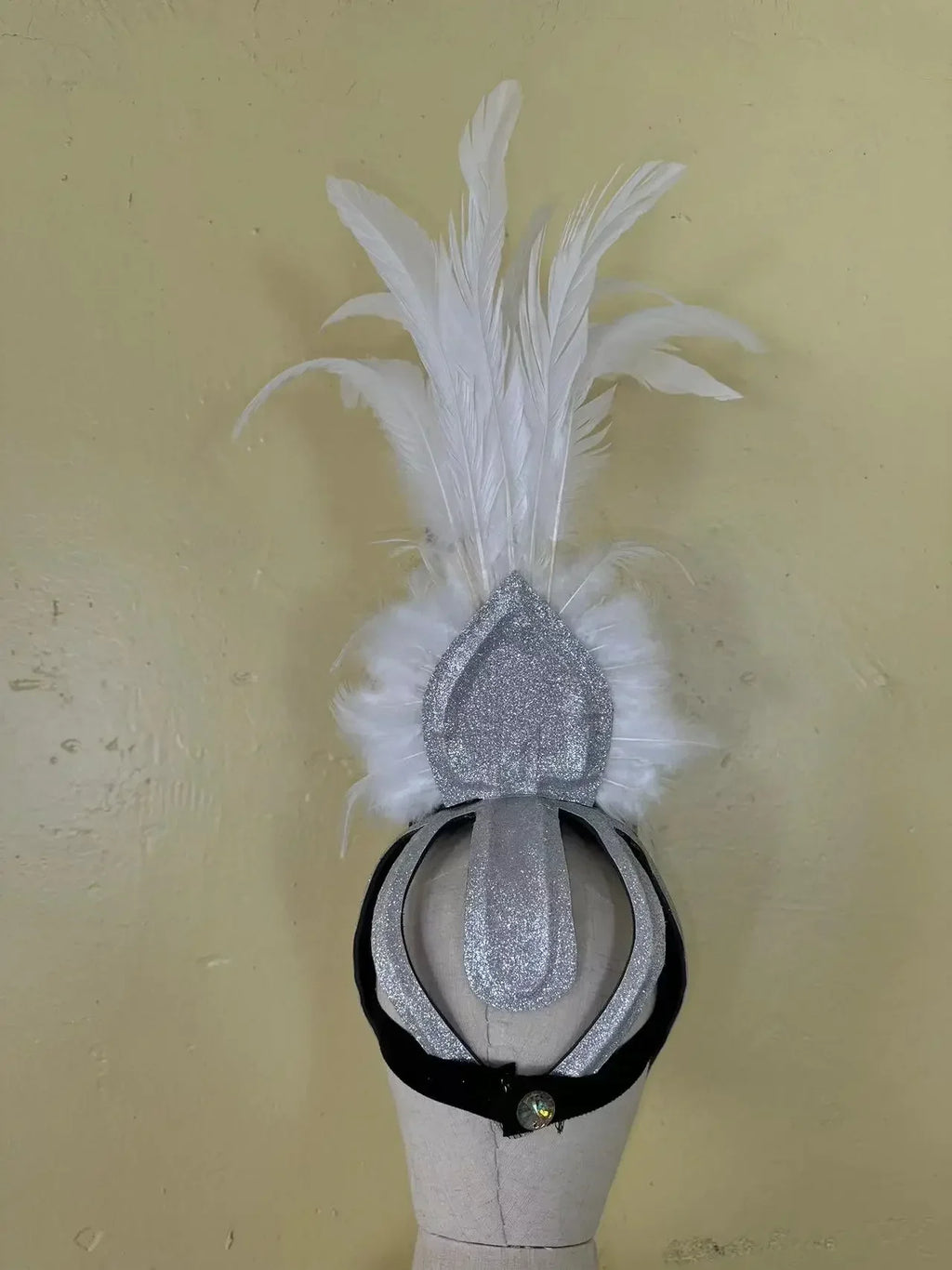 The Stardust Wings of Radiance – Deluxe Feathered Samba & Carnival Crown by Stardust Starlets