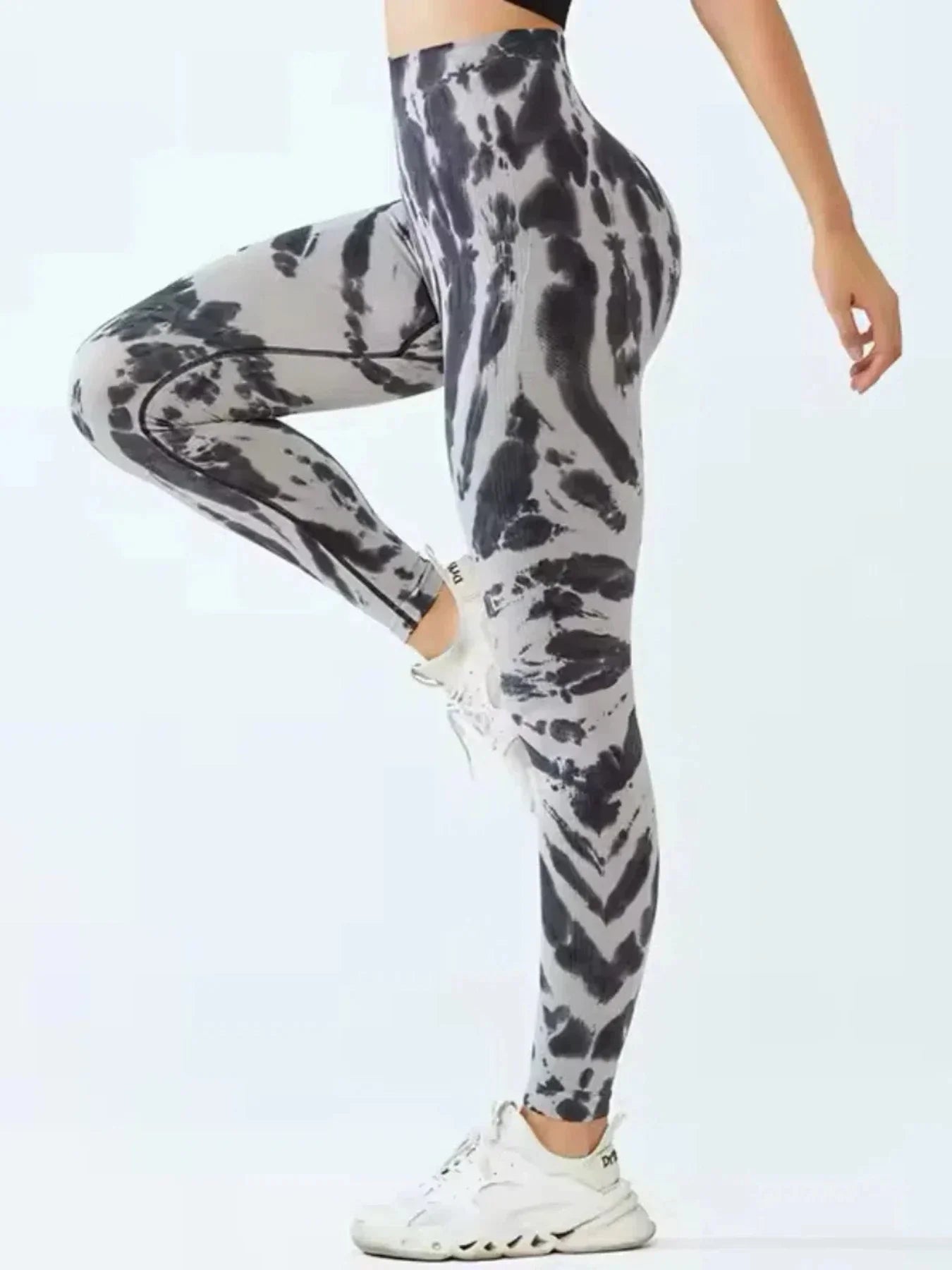 🧘‍♀️ Tie-Dye Seamless High-Waist Scrunch Butt Leggings by FitiqueFit