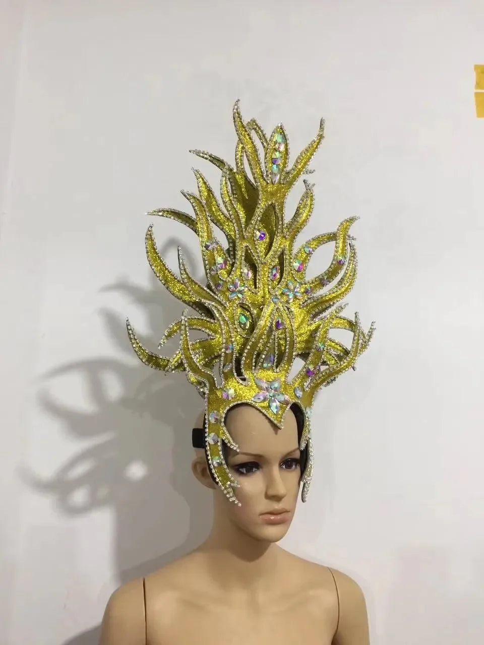 FASHIONABLE AND EXQUISITE HEADDRESS FEATHERS SAMBA DANCE CARNIVAL HALLOWEEN PARTY LATIN DANCE BAR PERFORMANCE HAT MASQUERADE by Stardust Starlets