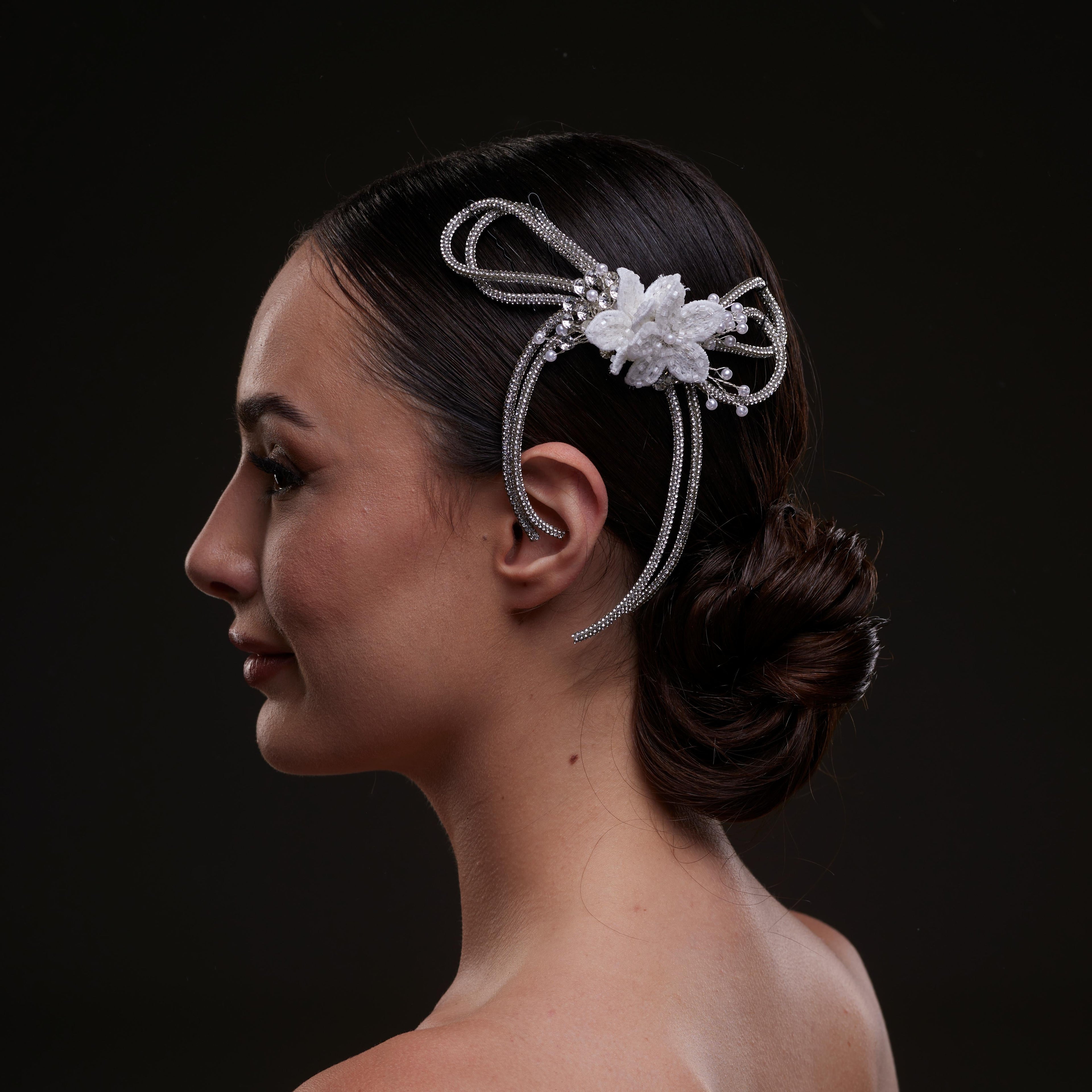 White Crystal & Pearl Hair Comb by Bridal Port